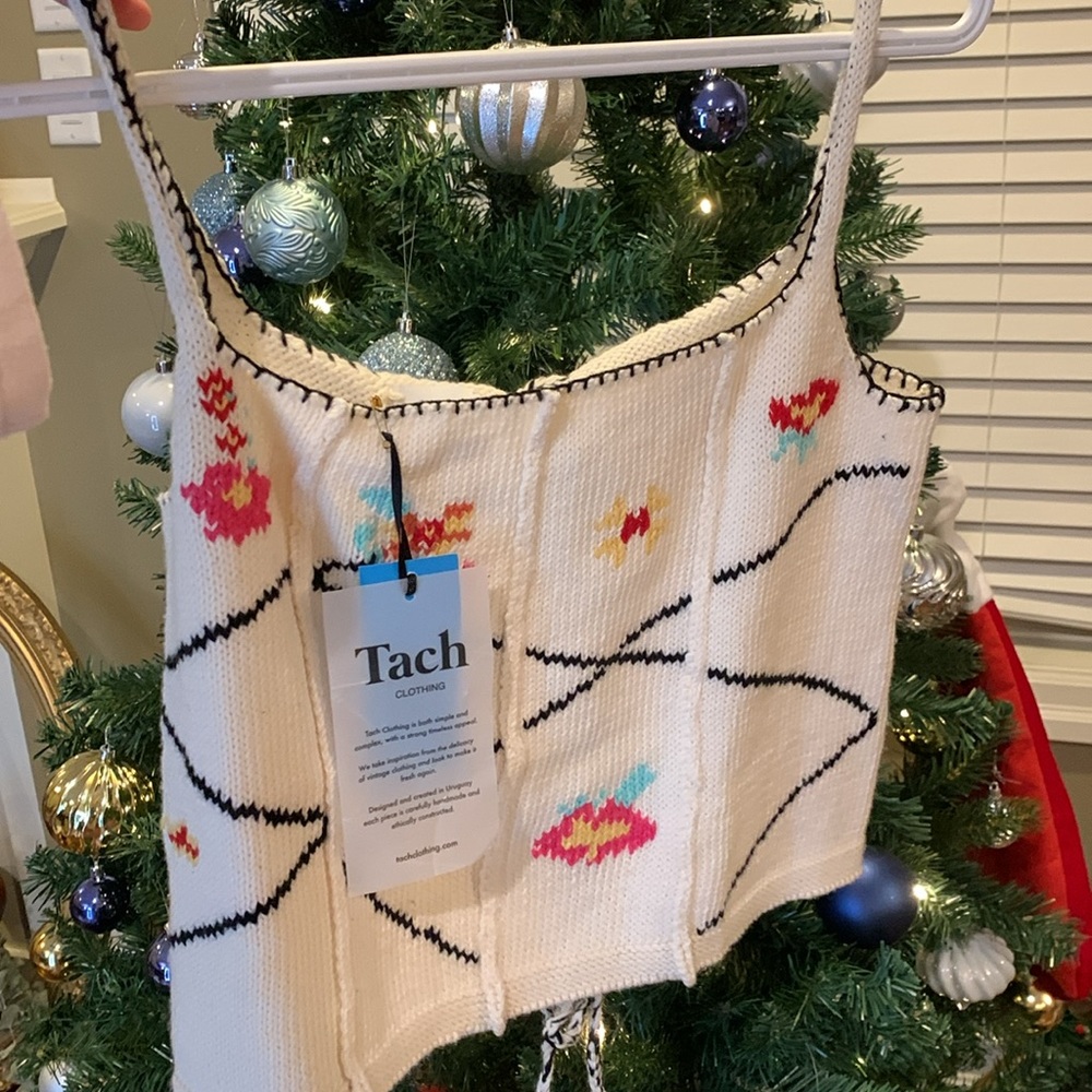 Tach clothing | Brand new cute sweater top